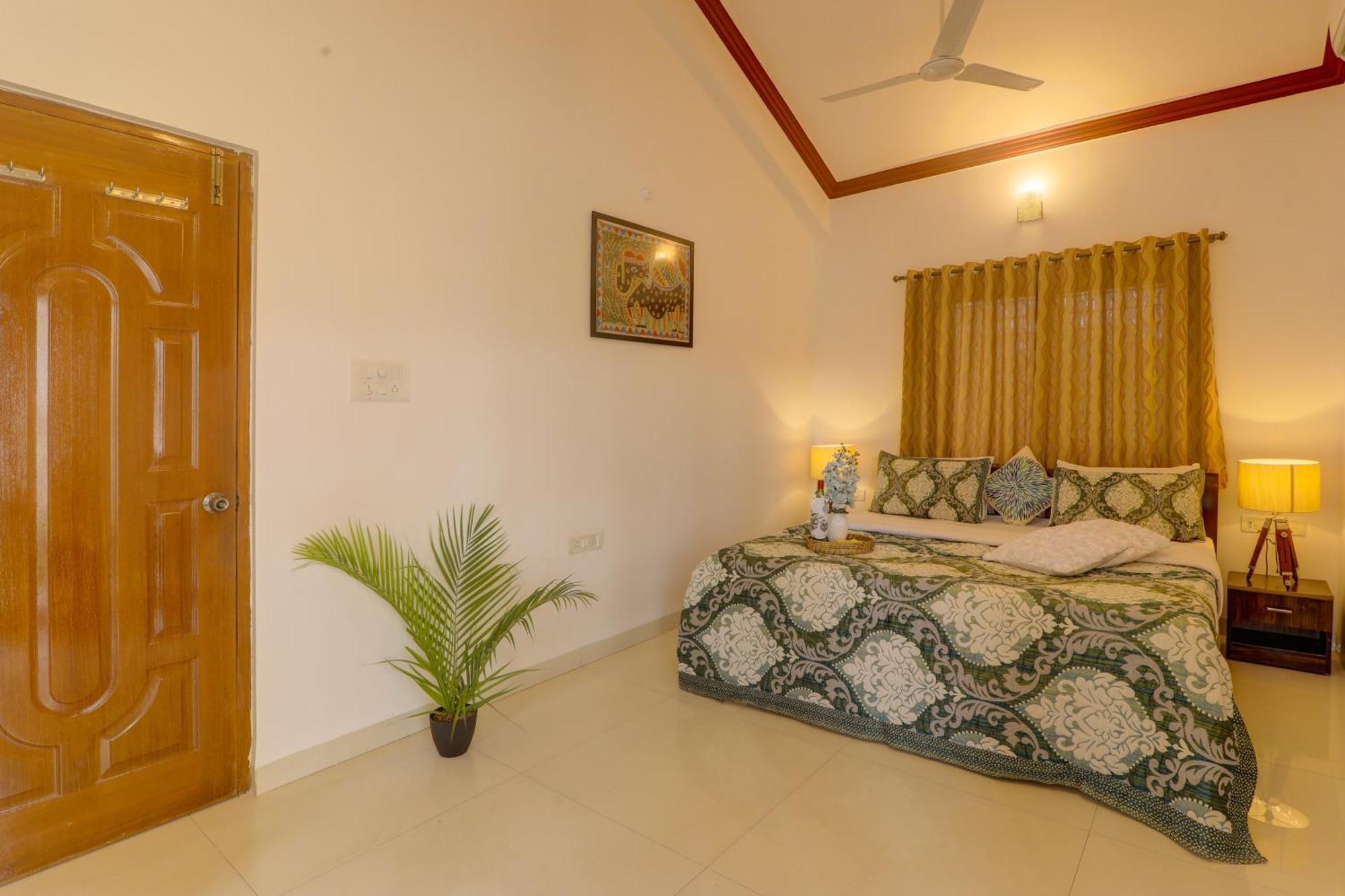Jaqk Holidays - 9Bhk Villa For Big Groups, Private Pool-Wifi-Cartaker-Parking, North Goa บากา ภายนอก รูปภาพ